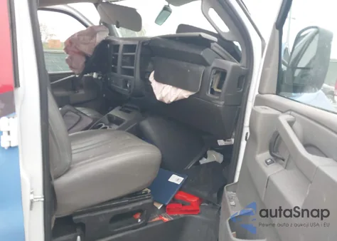 2024 Chevrolet Express Cargo Rwd 2500 Regular Wheelbase Wt from USA, damaged, VIN 1GCWGAF71R1183092